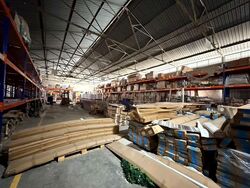 Upper Boon Keng Road (D14), Warehouse #560731081